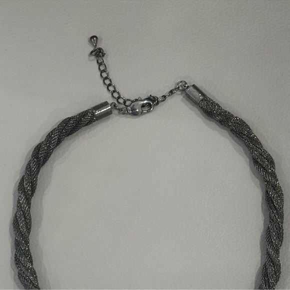 Cache statement necklace - Picture 15 of 15